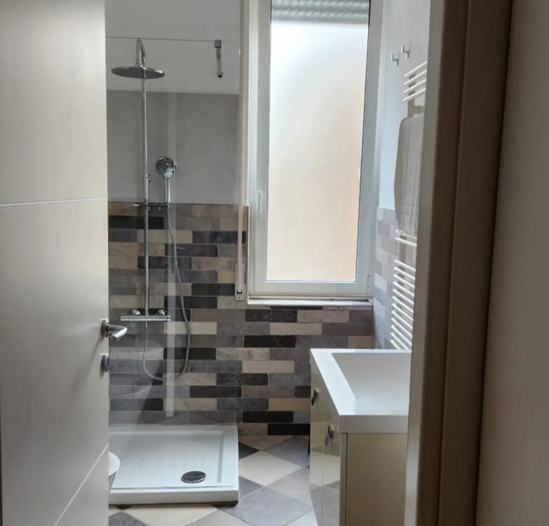 Apartment Appartamento Robinie 78 Rome